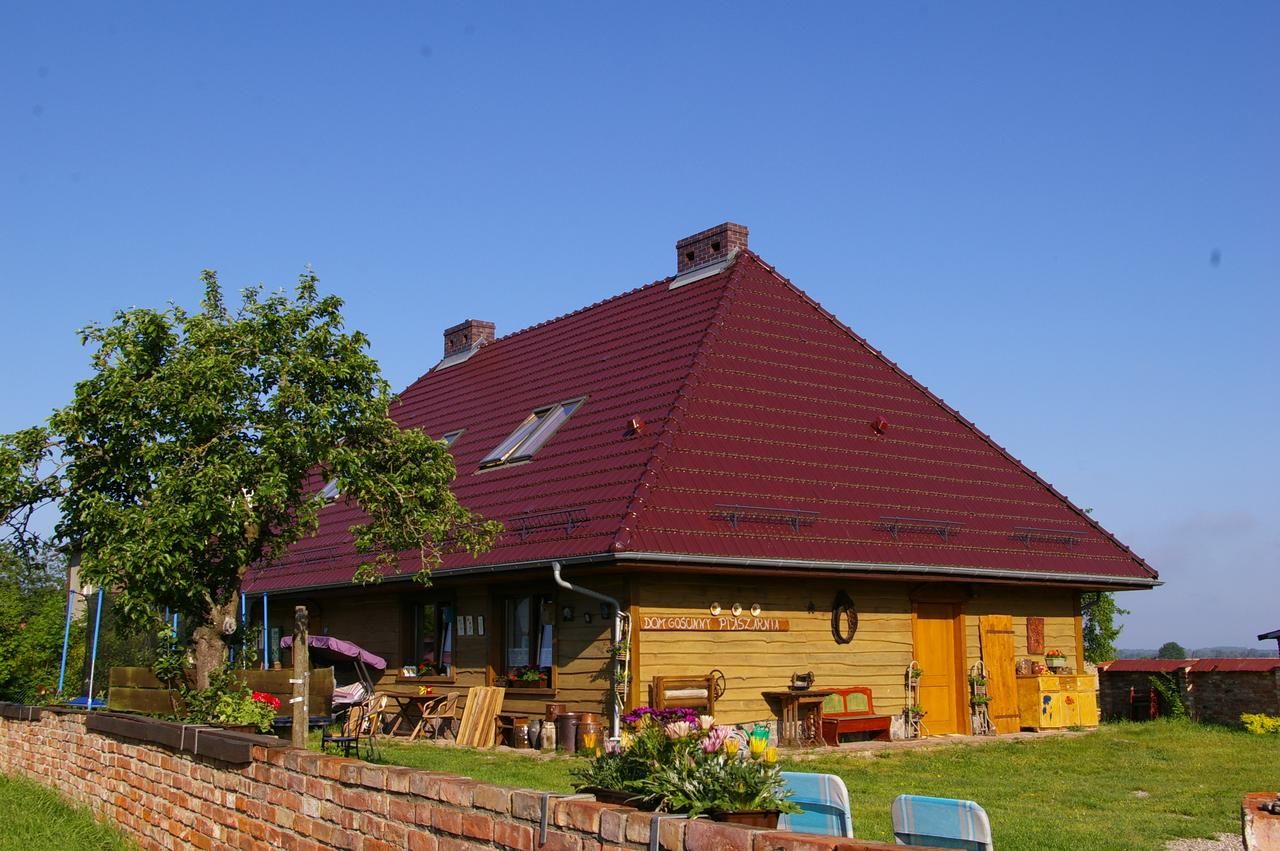 Комплексы для отдыха с коттеджами/бунгало Dom gościnny Ptaszarnia - Ekologia i Natura i 3000 m prywatnej oazy ciszy i spokoju z widokiem na rezerwat ptaków Karsiborska Kępa Свиноуйсьце-28